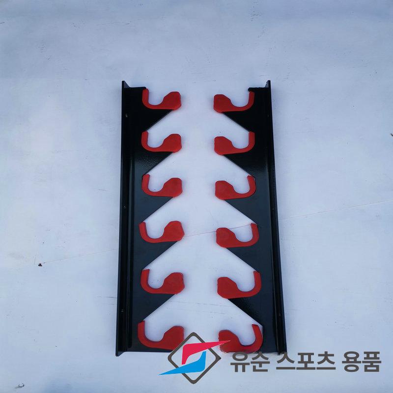 벨트 거치대 걸이 다용도 걸이대 헬스장 벨트거치대 행거 L자형 XINOS 로고 실리콘패드포함 - 상세 이미지 3
