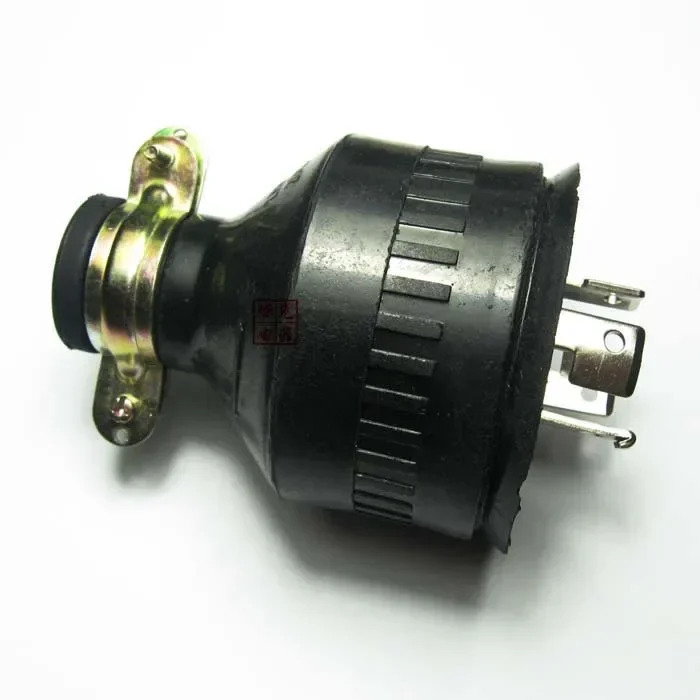 LK8420 3상 4선 안티 드롭 고무 플매트 카펫 러그 20A250V 4 코어 풀림 방지 전기 목재