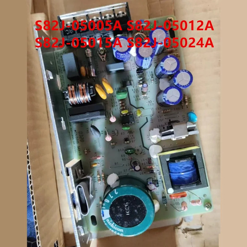S82J-05005A S82J-05012A S82J-05015A S82J-05024A 새 원본 전원공급장치