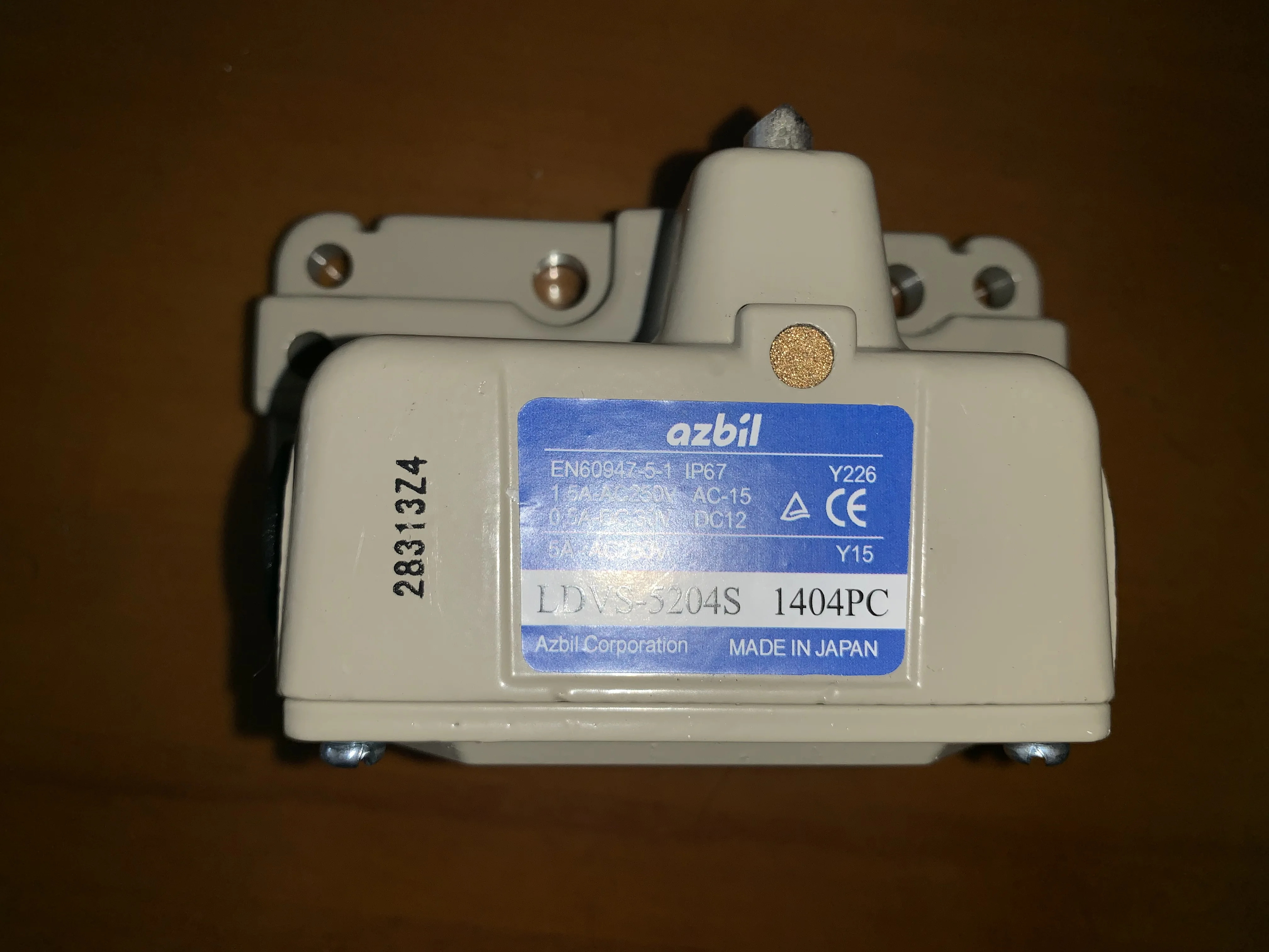 오리지널 일본 야마타케 리미트 스위치 전기 기계식 결합 LDVS-5204S/5304S