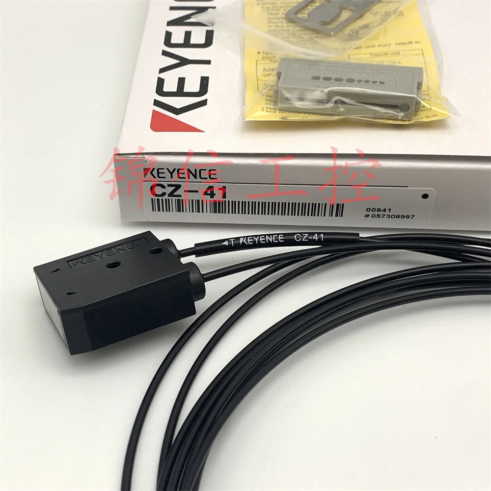 원본 KEYENCE/KEYENCE CZ-41 RGB 옵션 코드 디지털 광섬유센서 포장