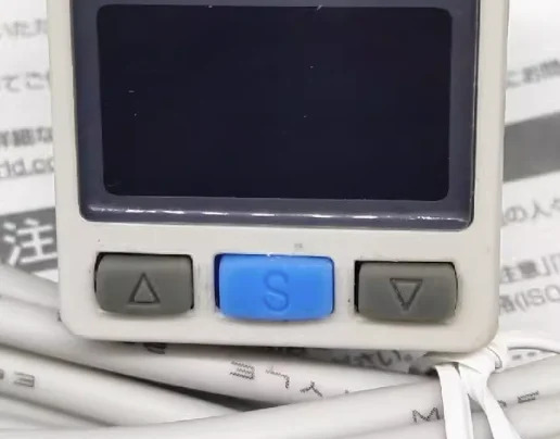 ZSE30A-01-C-L ZSE30A-01-D-L ZSE30A-01-E-L ZSE30A-01-F-L ZSE30A-01-N-M ZSE30A-01-N-ML