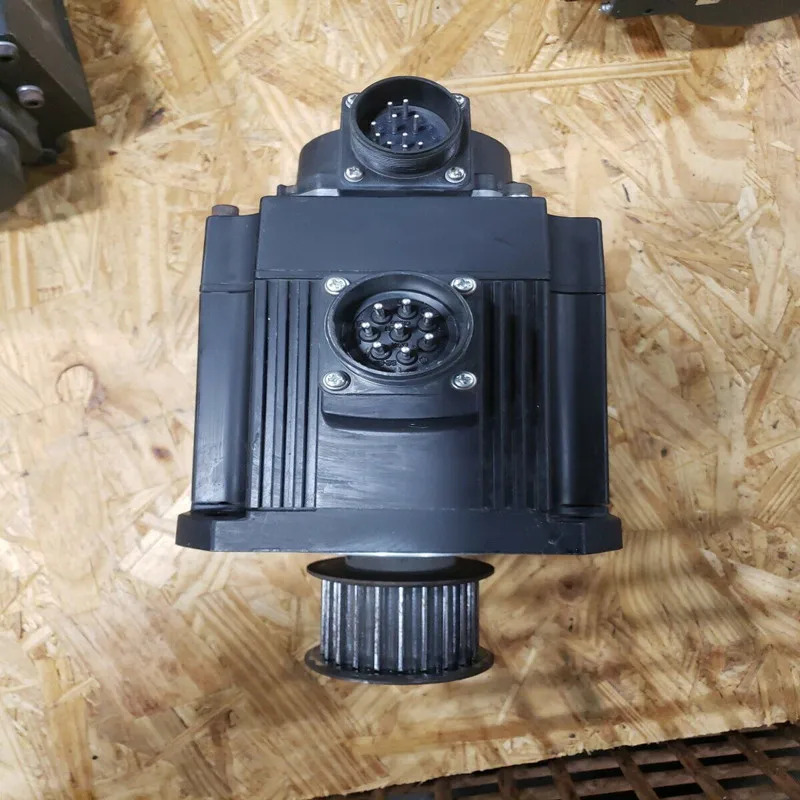 HC-SFS102 서보모터 상태