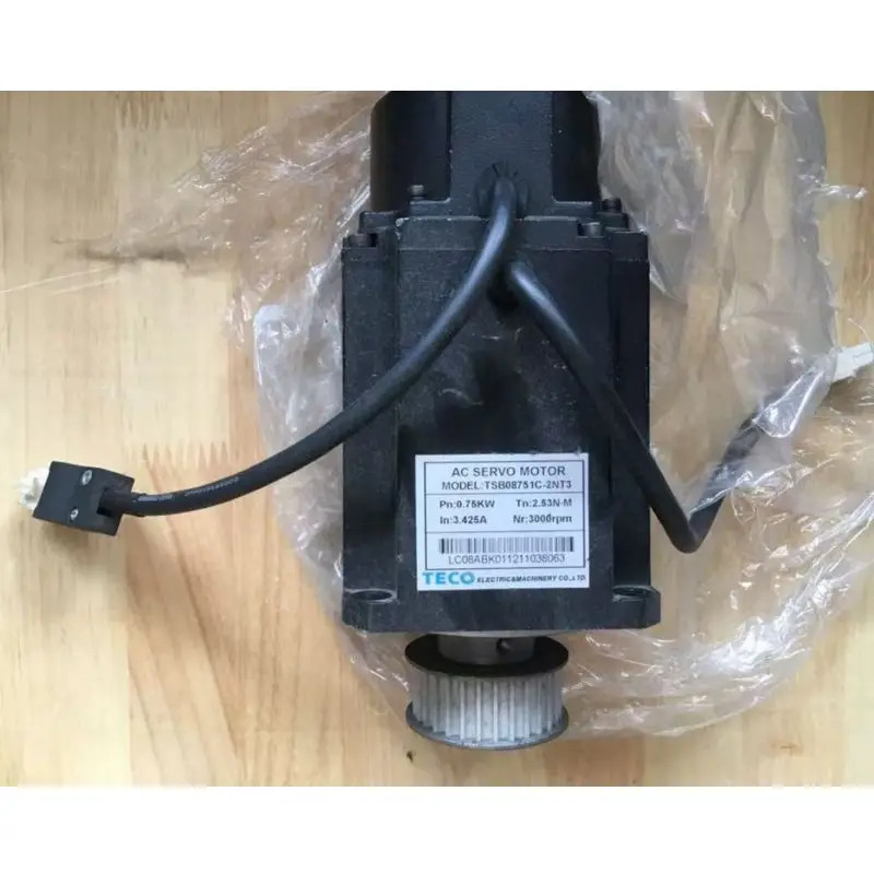 리퍼 TSB08751C-2NT3 750W 서보 드라이브는 되었습니다.