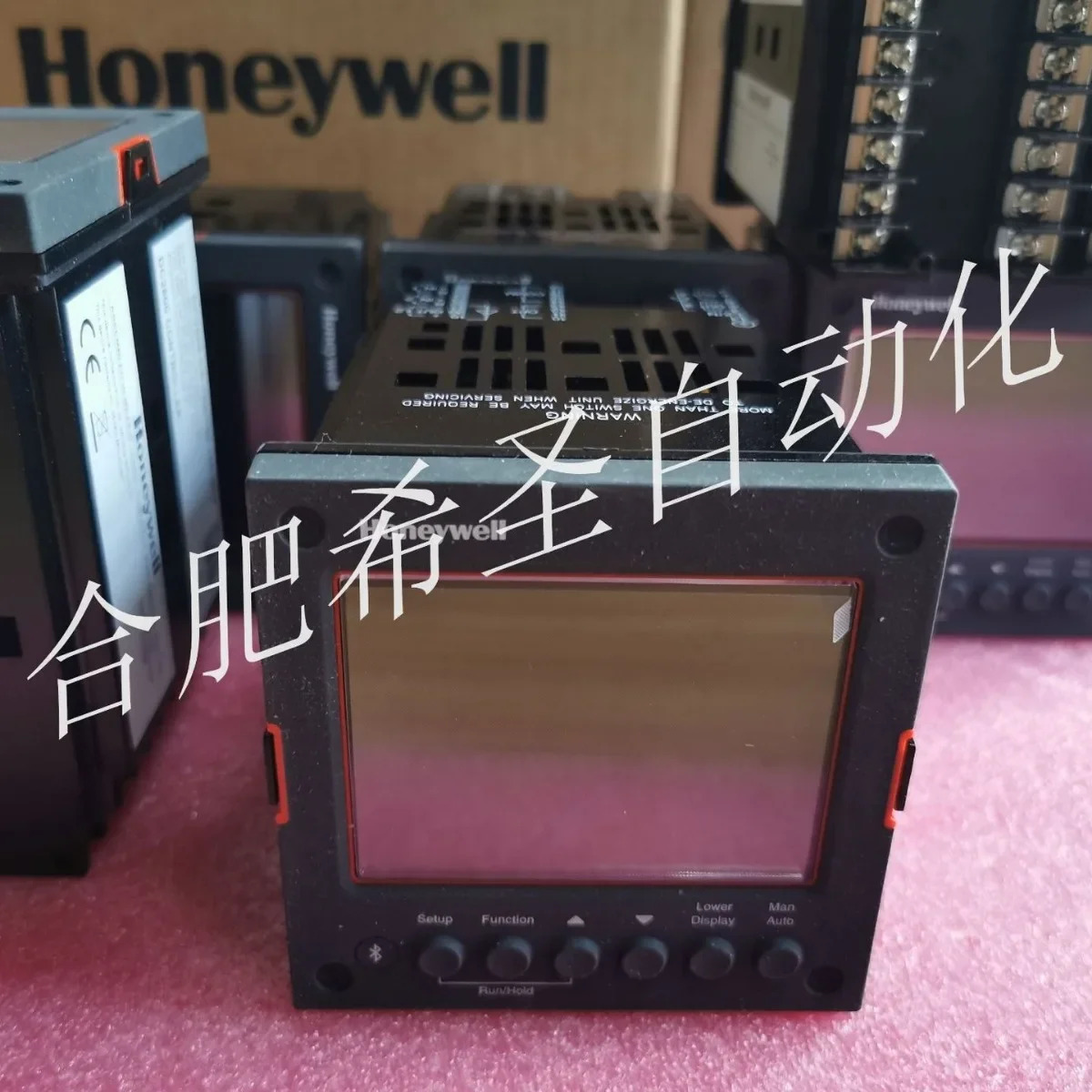 Honeywell UDC2800 시리즈 온도 컨트롤러 DC2800-CE-1S0-200-100-00-0