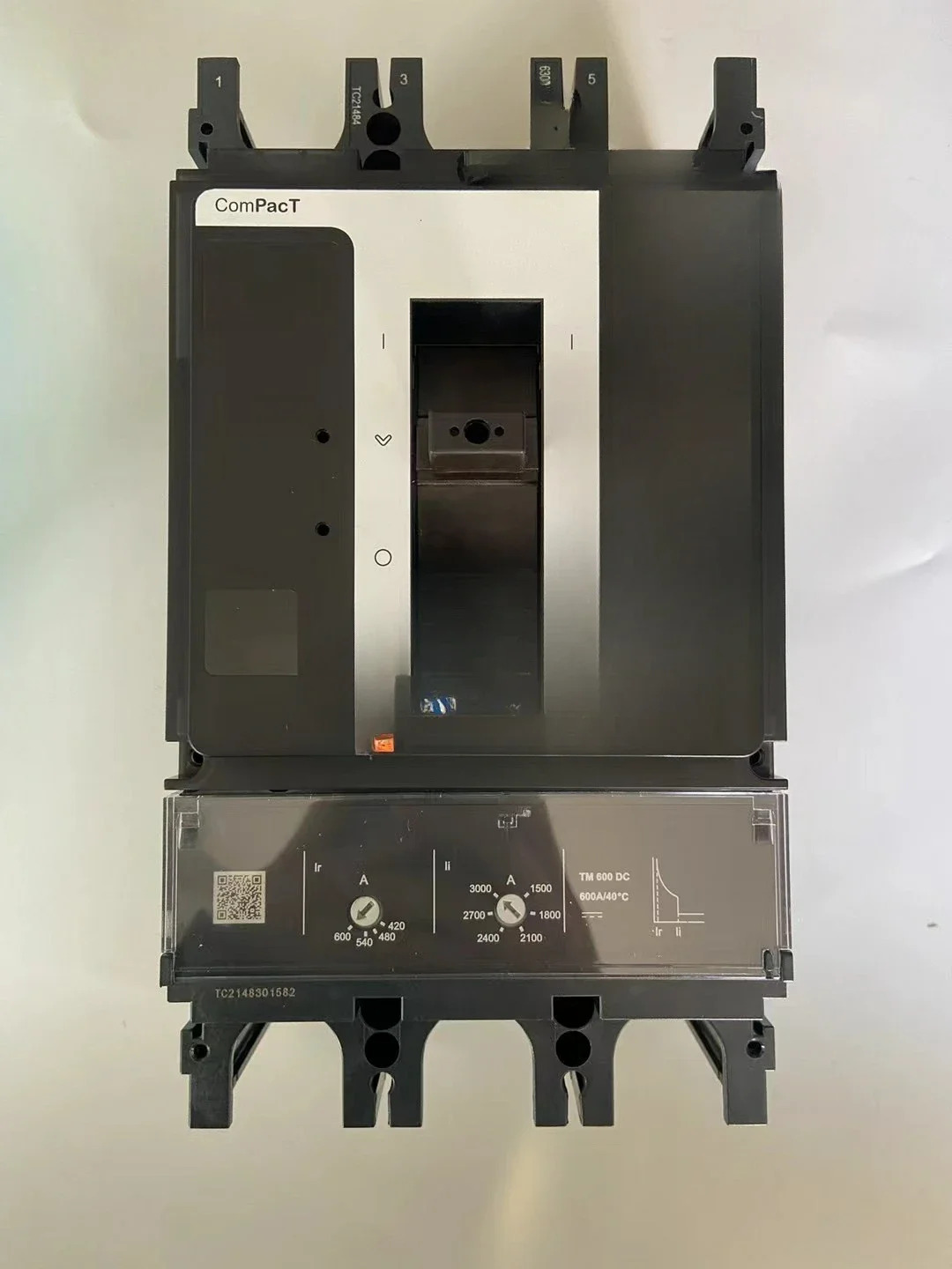 배선차단기 ComPacT NSX630S DC 100kA/750VDC 3극 TM-DC 트립 유닛 600A C63S3TM600D NS1600N 4P NS33484