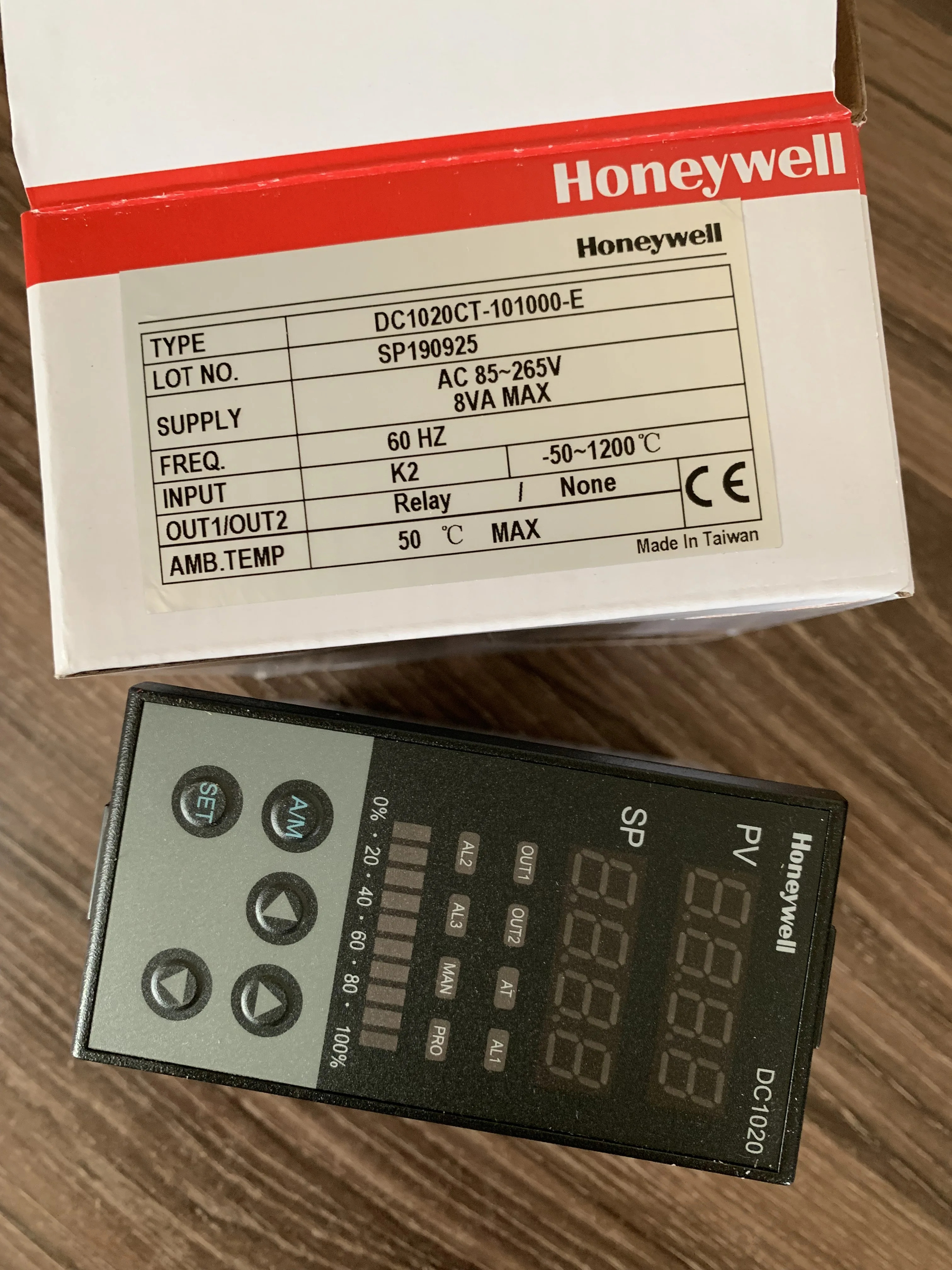 온도 조절기 DC1020CT-101000-E 신