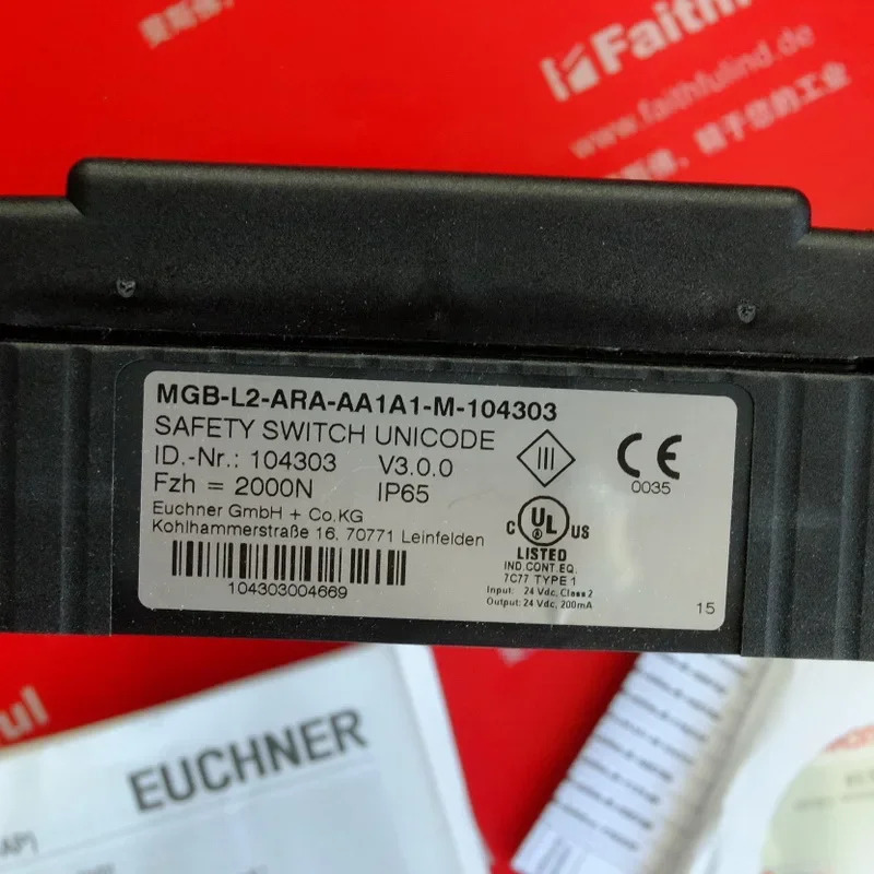 EUCHNER 안전 스위치 MGB-L2-ARA-AA1A1-M- 104303