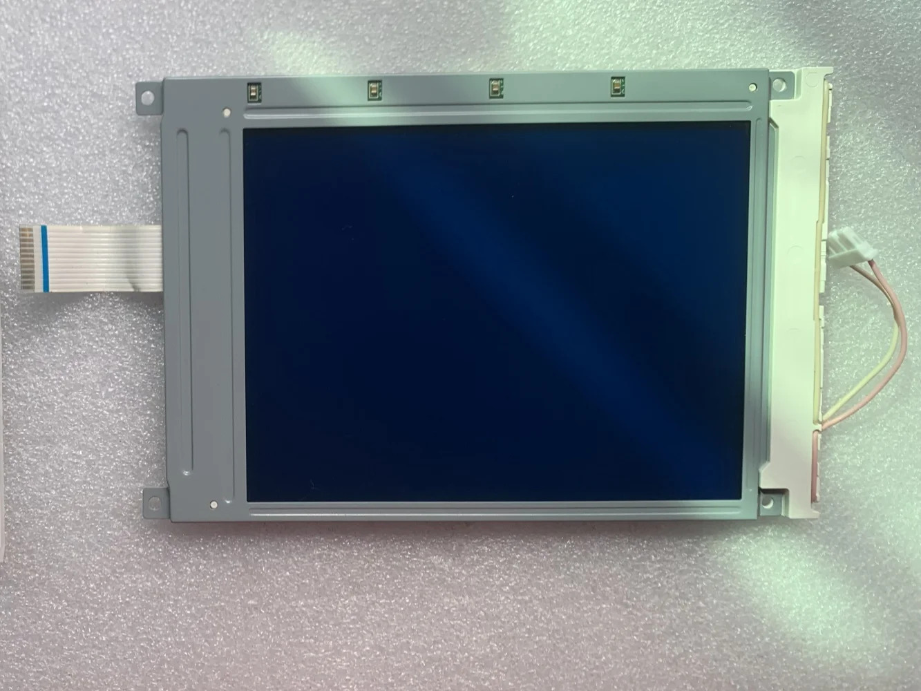 LM3P2 LCD 디스플레이 화면