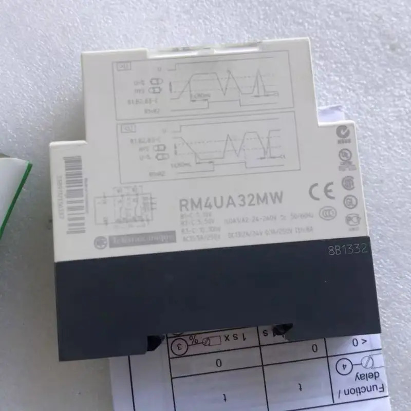 릴레이 RM4UA32MW
