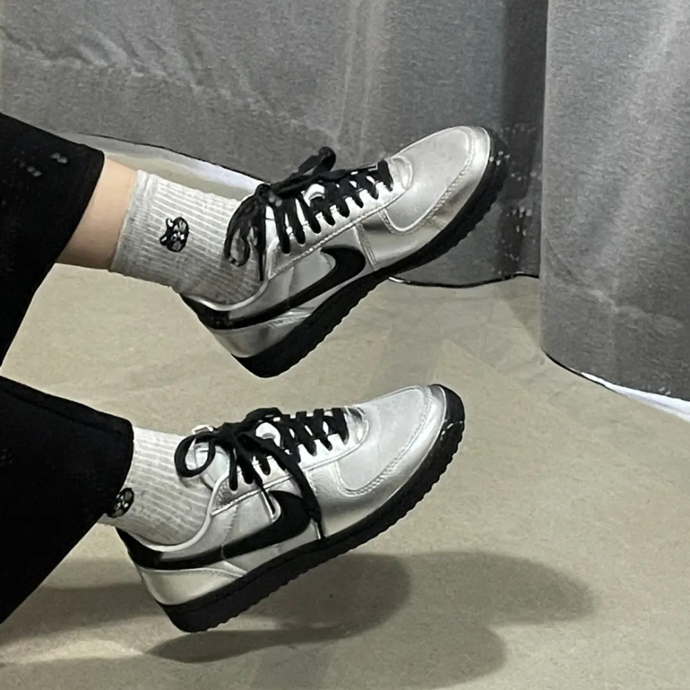 나이키 필드 제너럴 여성 스니커즈 메탈릭 실버 블랙 HQ7397-001 - 상세 이미지 3