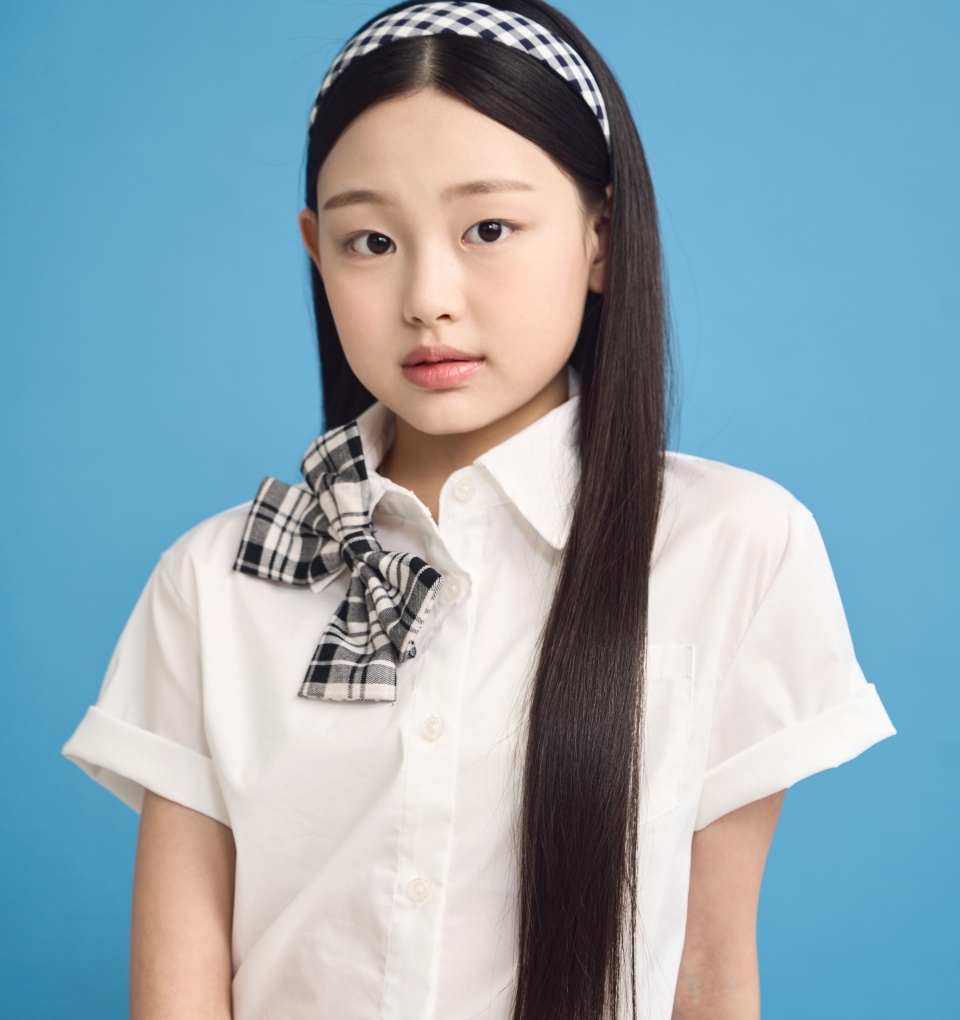 더데이걸 체크 리본 반팔 블라우스 TGBW24301 - 상세 이미지 2