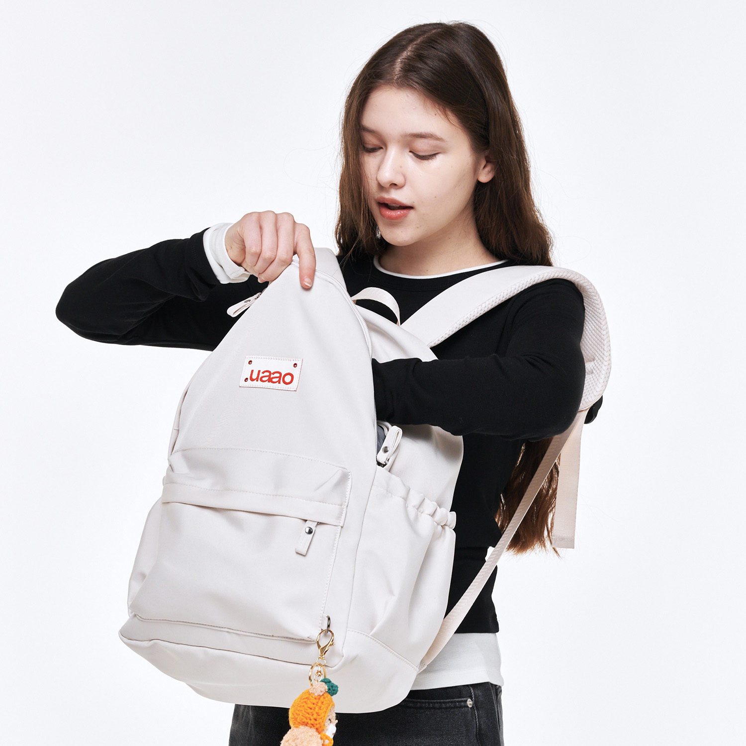 [우아오] 데일루 보부상 여대생 노트북 나일론 데일리 백팩 아이보리 화이트 - 상품 이미지