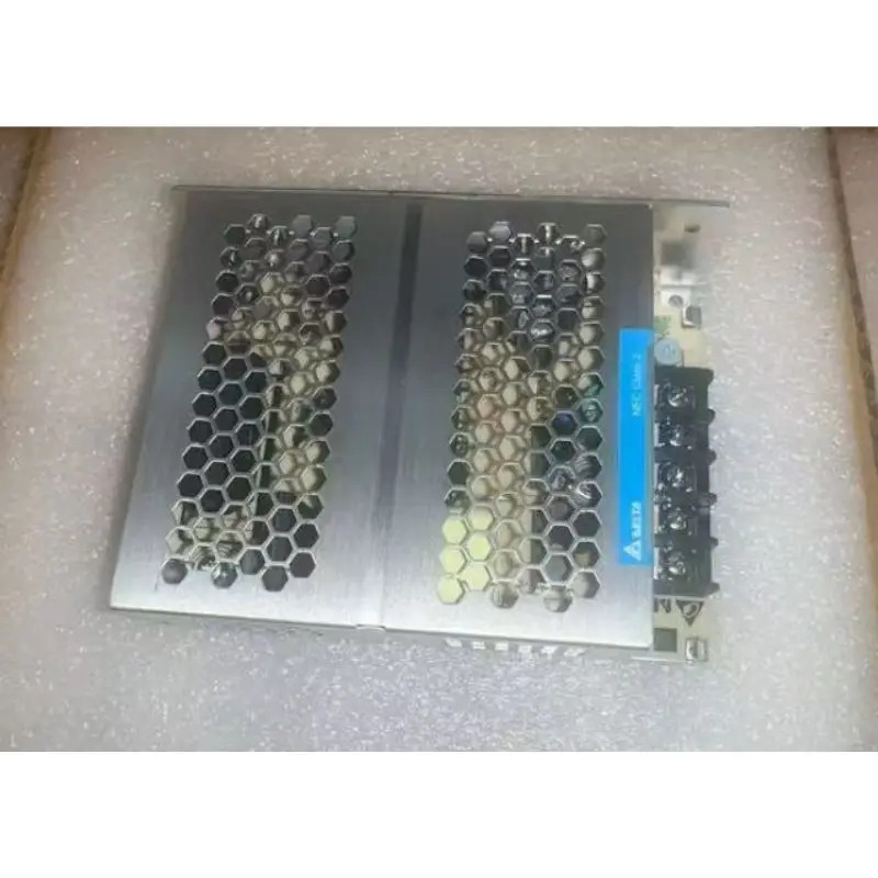 스위칭 전원공급장치 PMC-12V060W1NA 12V5A