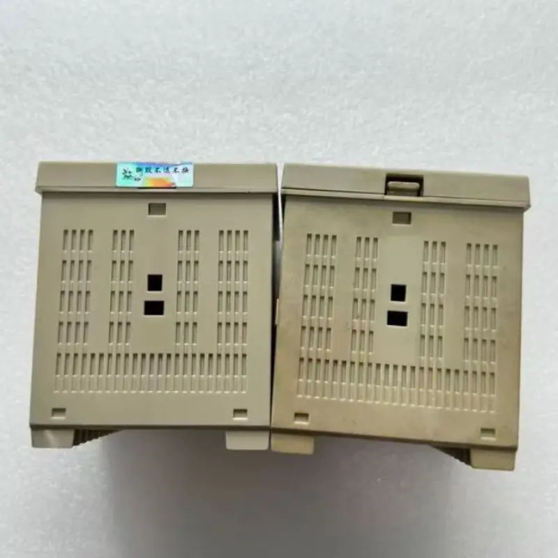 리퍼 AI-518 인공지능 조정 컨트롤러는 빠르게 되었습니다.