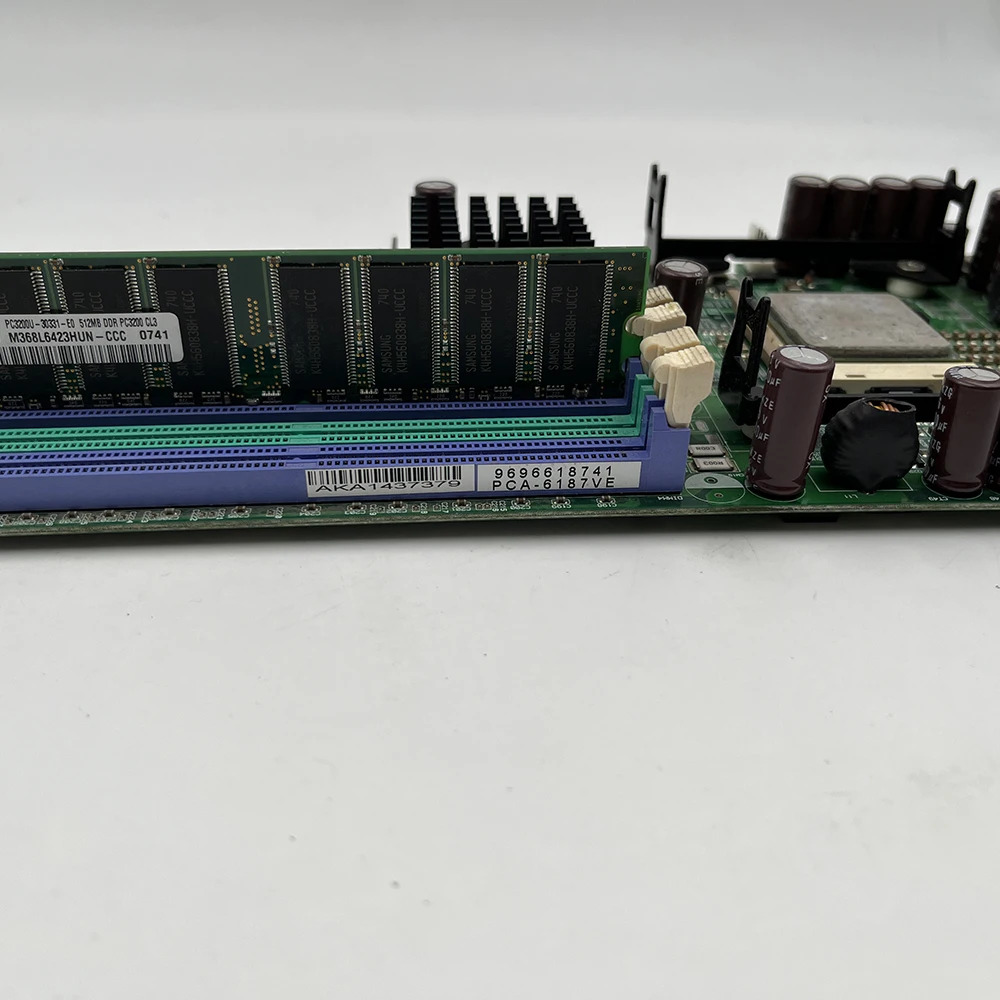 어드밴텍 PCA-6187VE PCA-6187 REV.A2산업마더보드