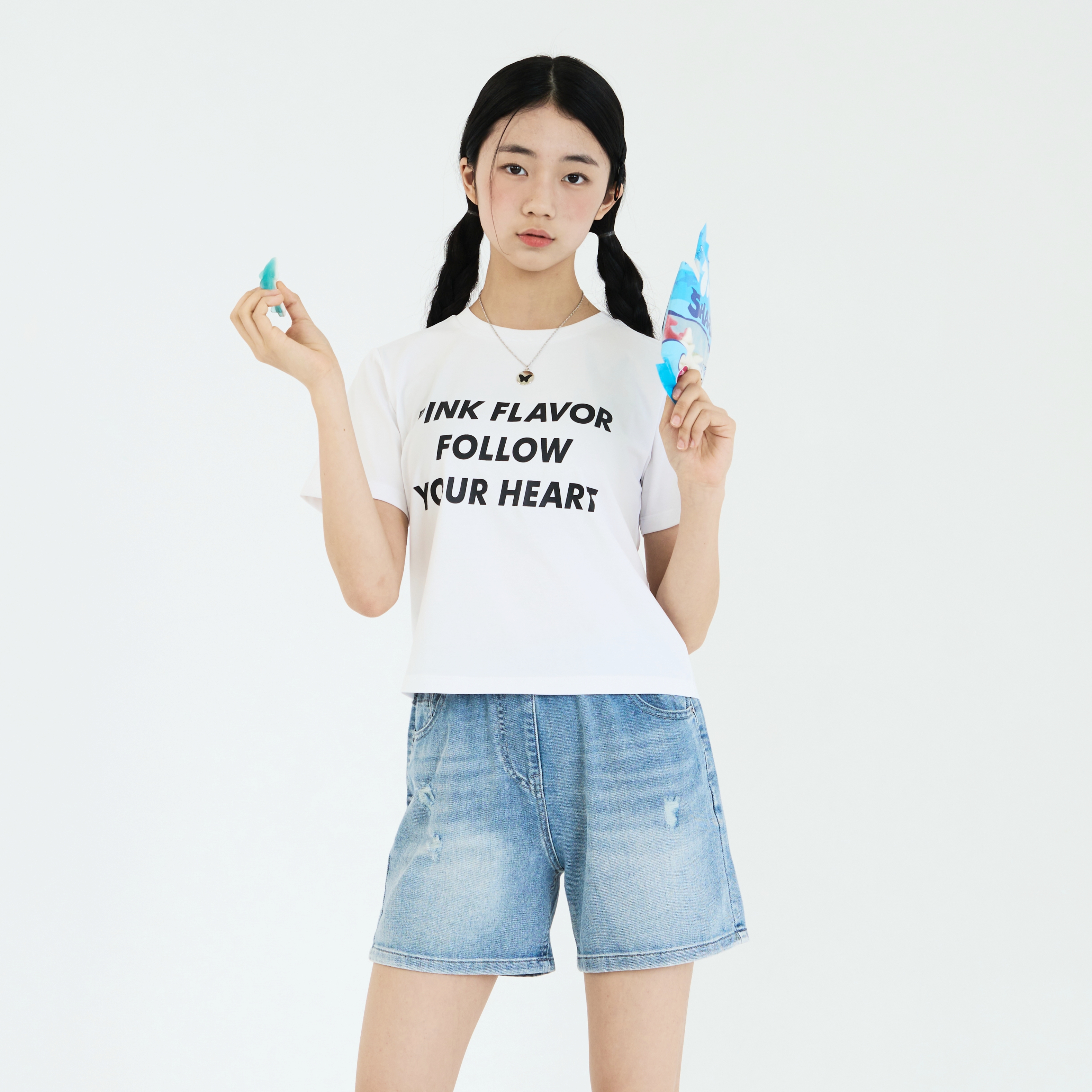더데이걸 심플 반팔 티셔츠 TGRP24404 - 상세 이미지 2