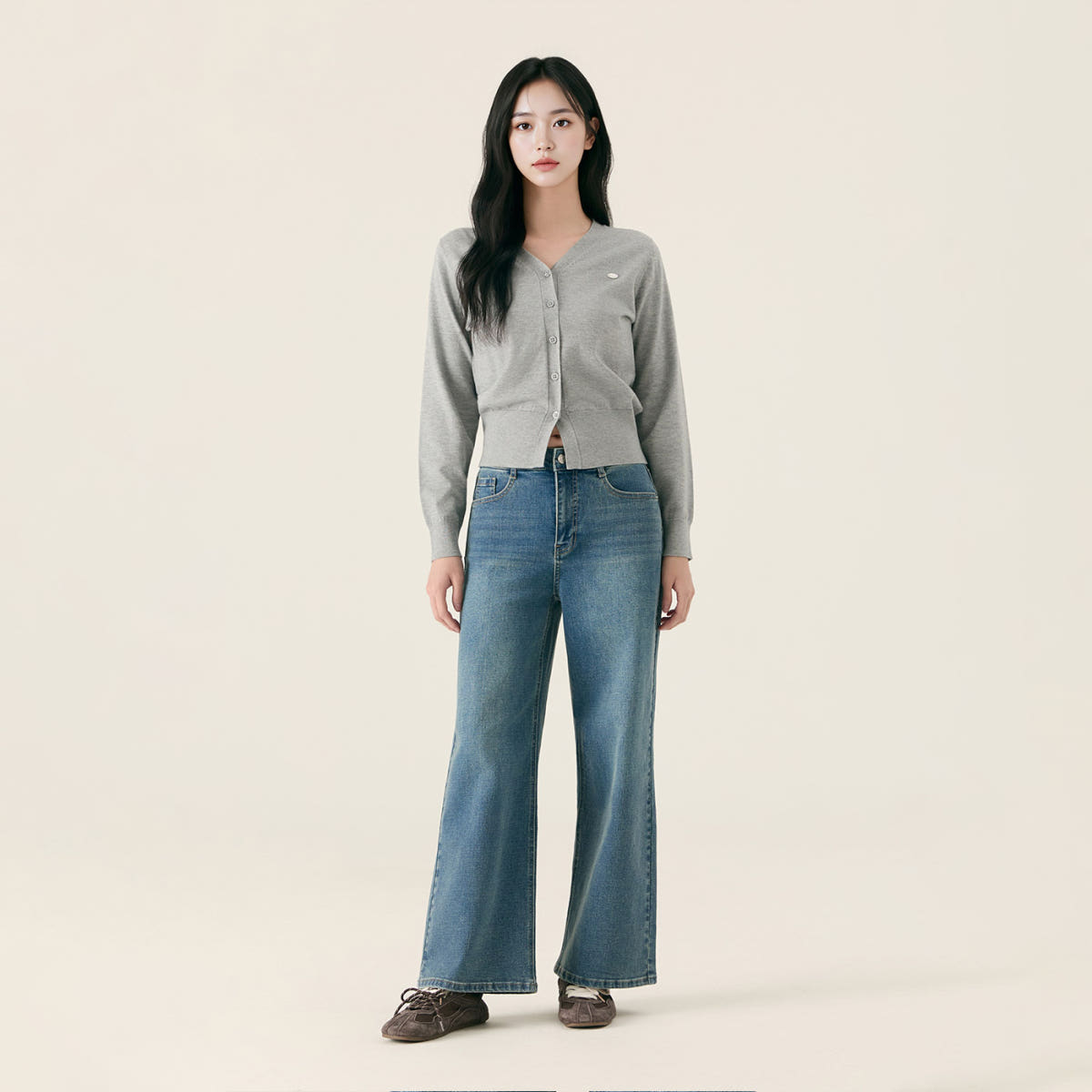 로엠 Fit-me 와이드 데님 숏ver RMTJG23G01 가격 비교 roem 로엠 Fit-me 와이드 데님 숏ver RMTJG23G01