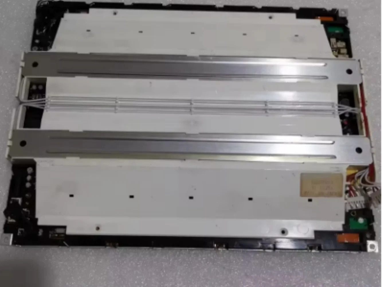 LQ10DH11 LCD 디스플레이 화면