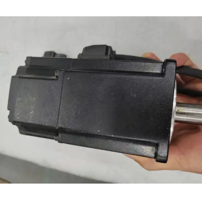 리퍼 ECM-B-C20807SS1 750W 서보모터 OK