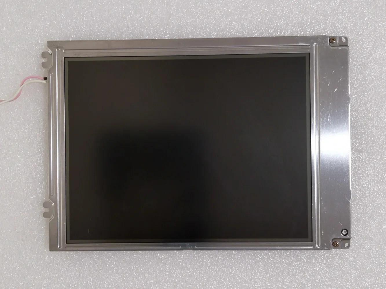 LQ9D168K 8.4인치 산업LCD 패널