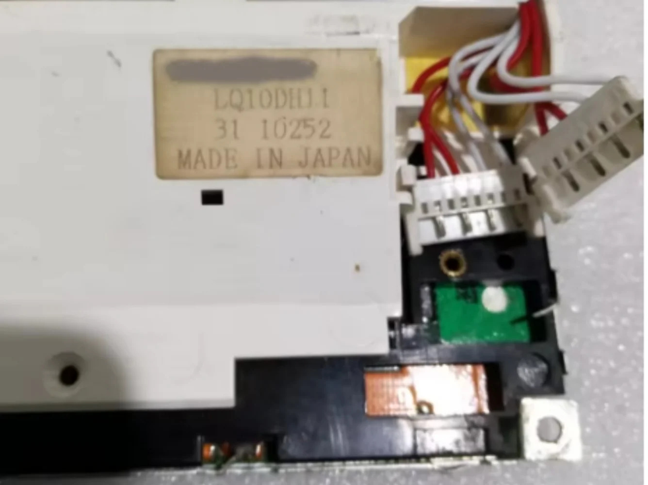 LQ10DH11 LCD 디스플레이 화면