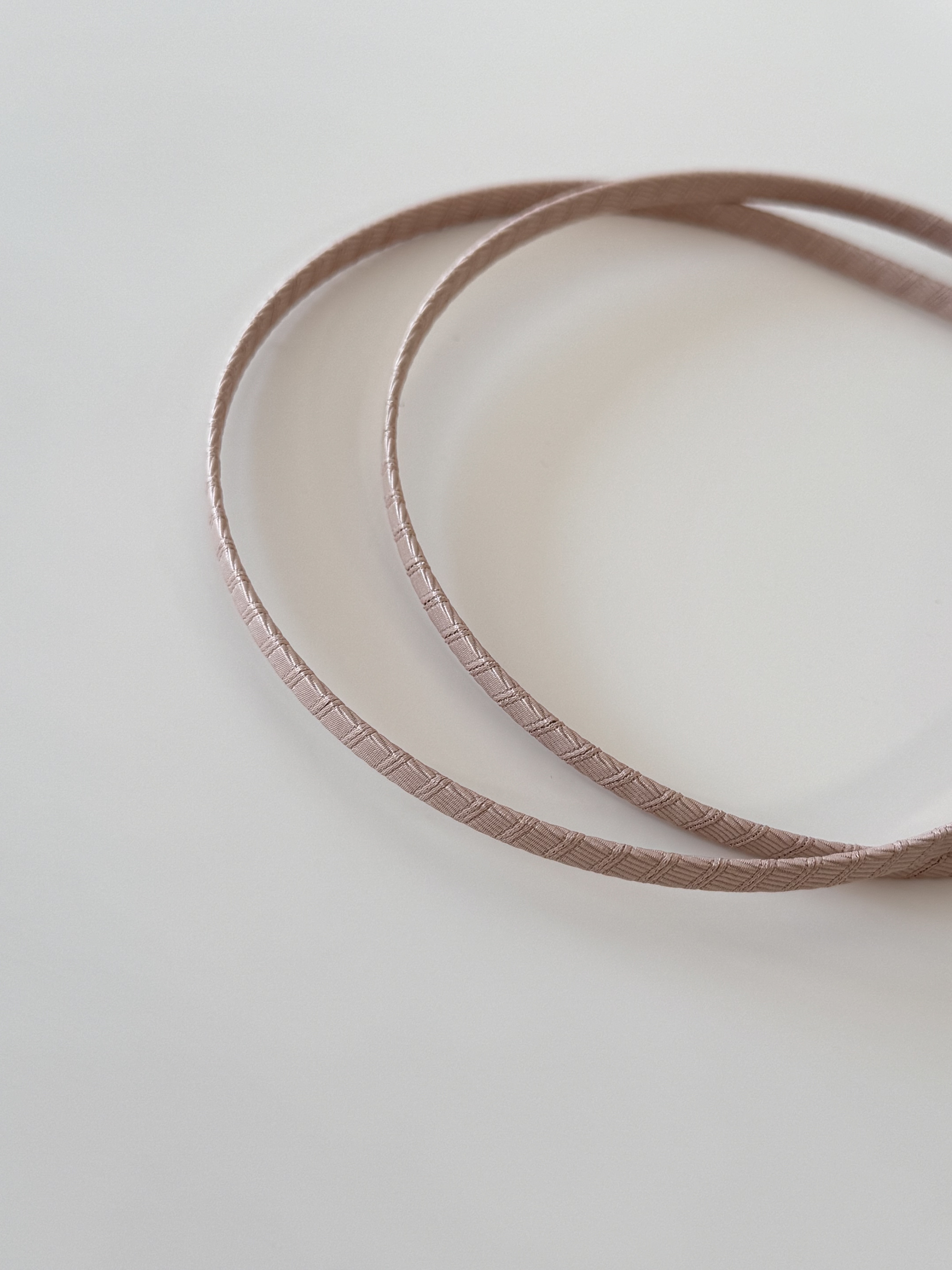 5mm 로즈베이지 골지 공단 리본 감은 머리띠 부자재 헤어밴드 1개 - 상품 이미지