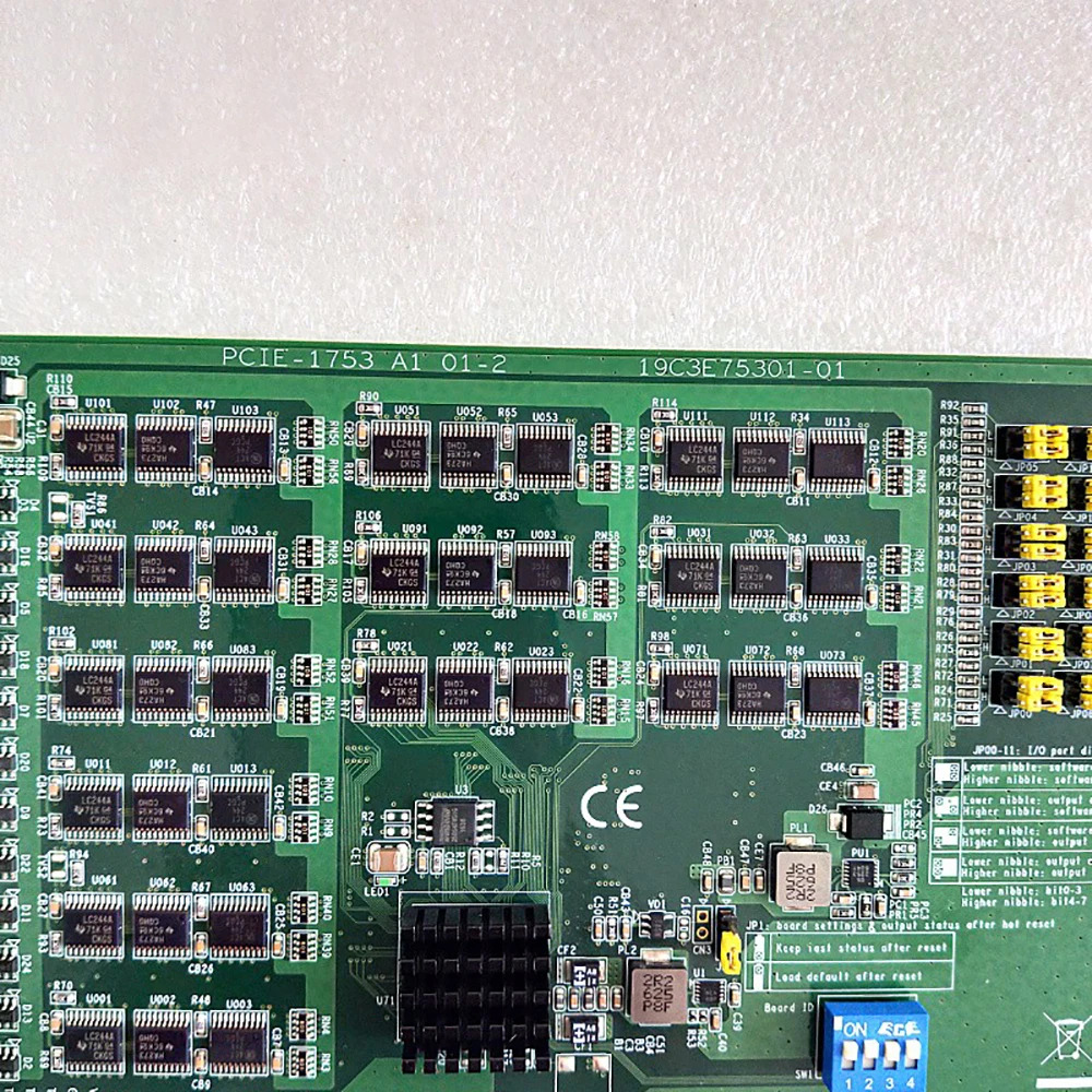 어드밴텍96채널 데이터 캡처 카드 디지털 수량 I/0 PCIE-1753 A1 01-2