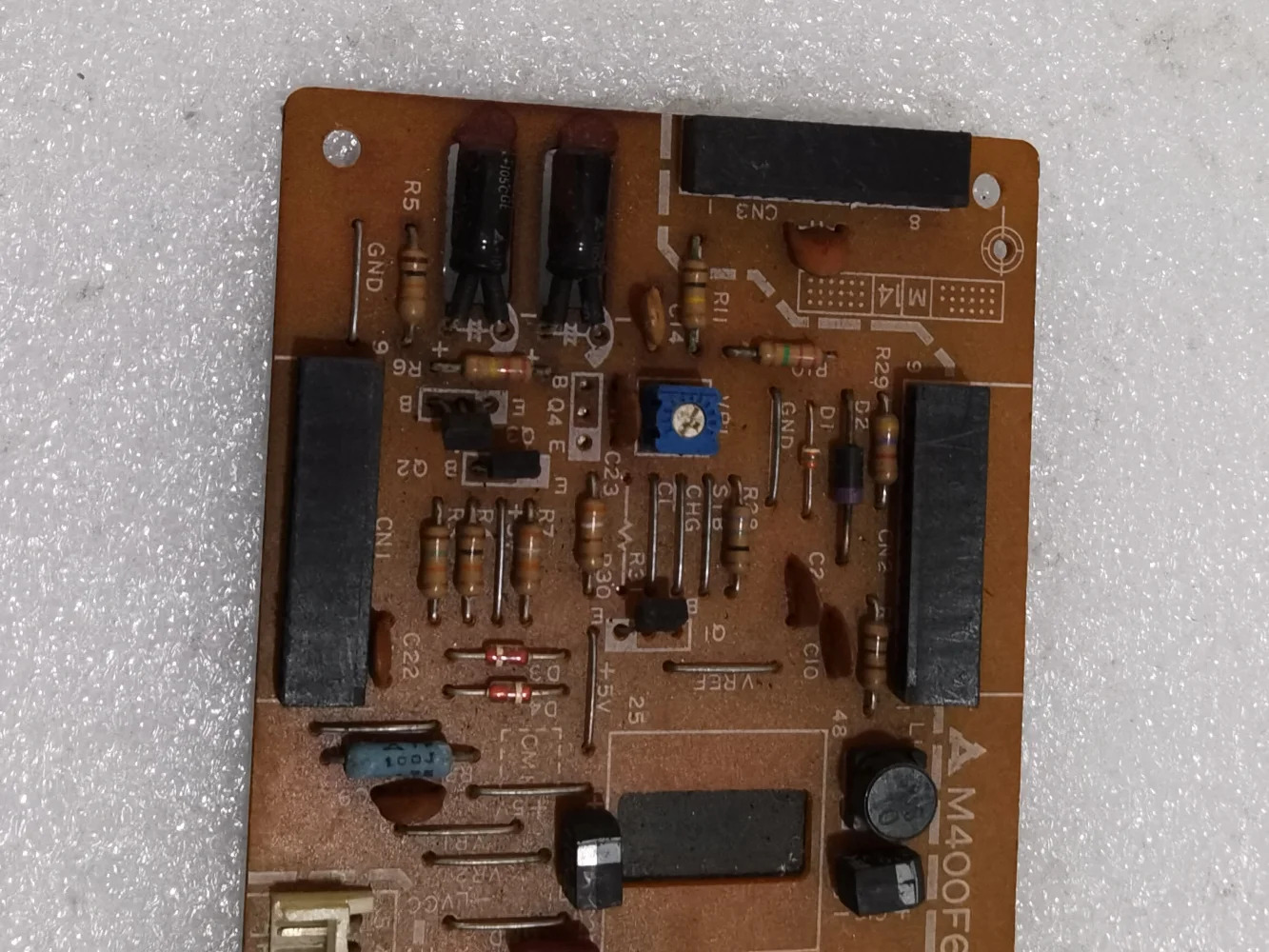 M400F640BDT05 LCD 디스플레이 화면
