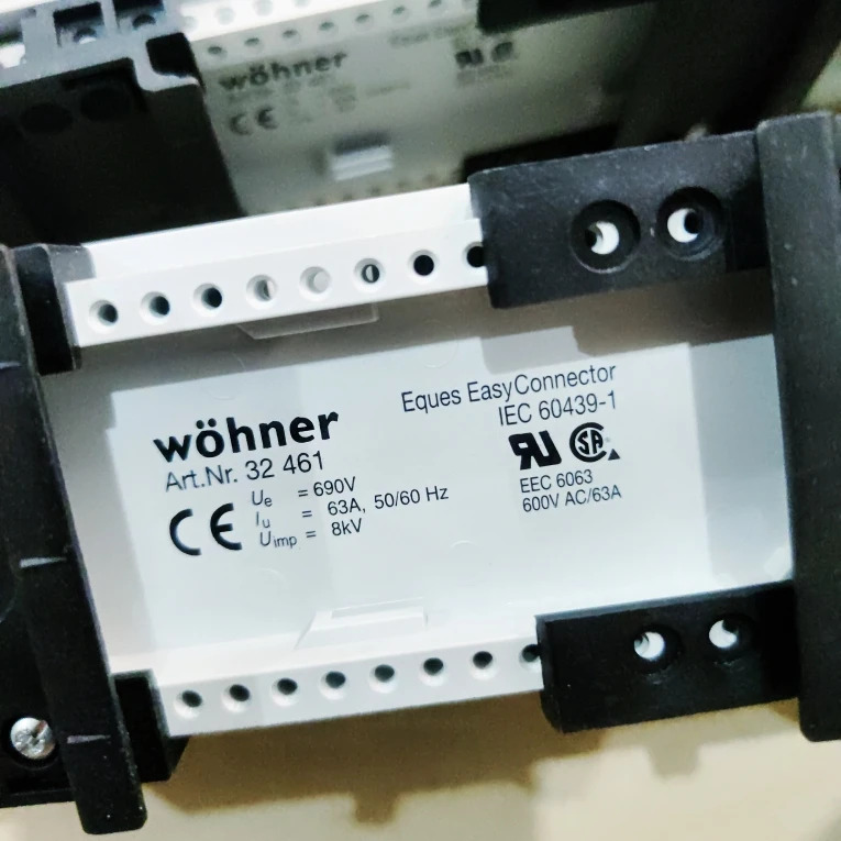 Whner 32461 매립형 베이스 63A