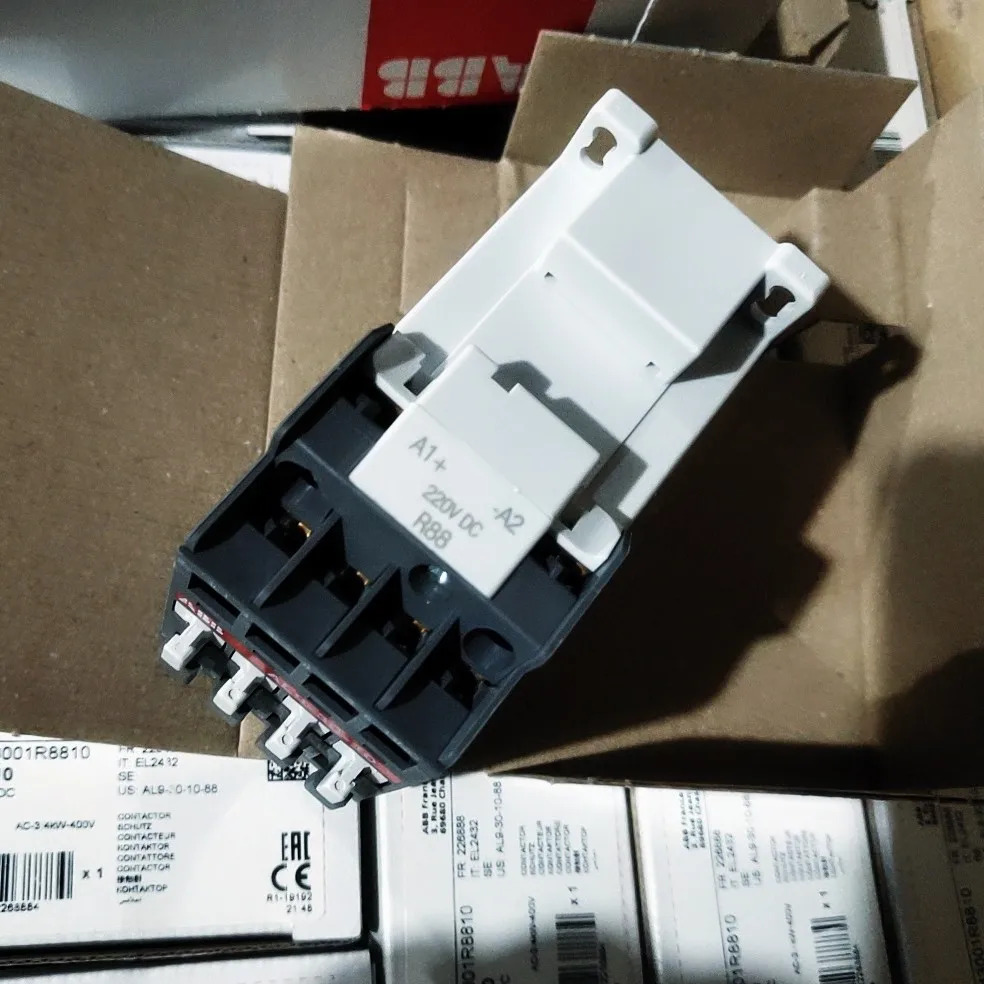 ABB AL9-30-10 220VDC