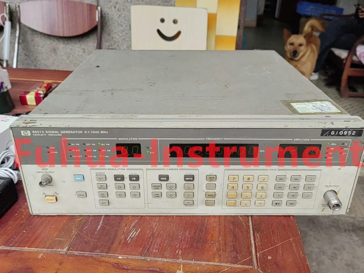 Agilen 8657A 신호 발생기 100kHz1040MHz