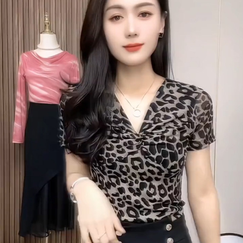 여성 댄스복 상의 가을 겨울 트렌디 호피무늬 섹시 신축성 시스루 얇은 긴팔 브이넥 - 상세 이미지 2