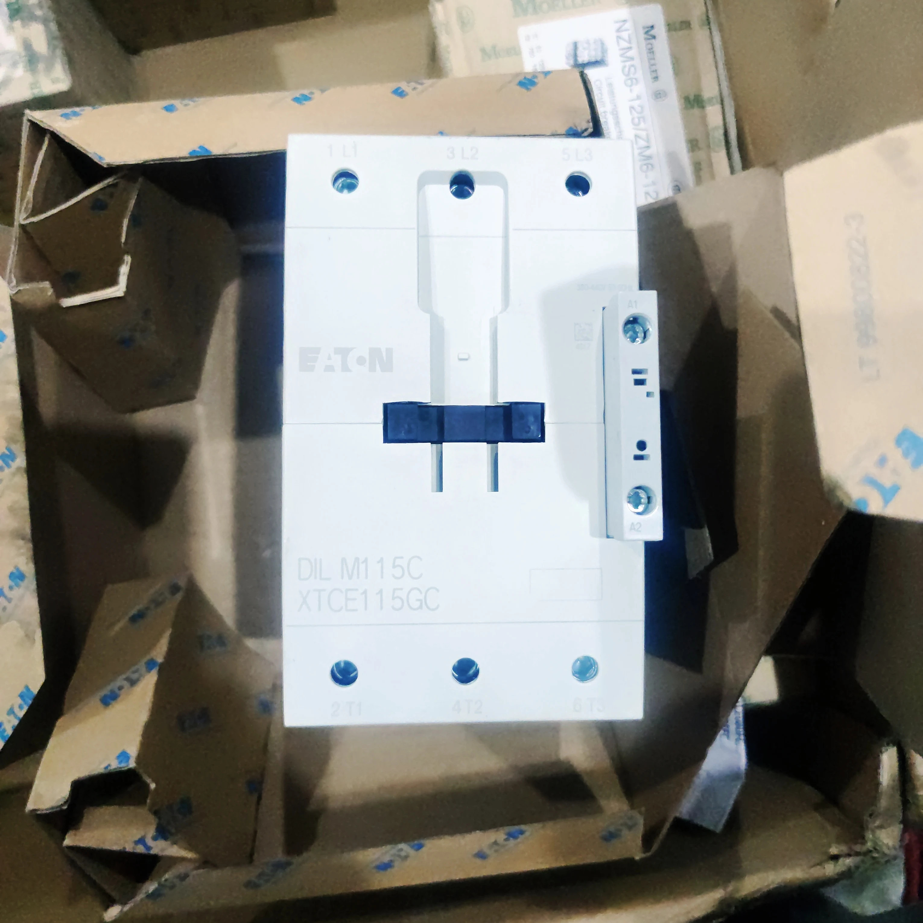 이튼 DILM115C XTCE115GC 380-440VAC