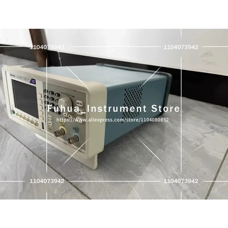 Tektronix AFG1062 60MHz 300MS/s 2채널 임의/함수 발생기