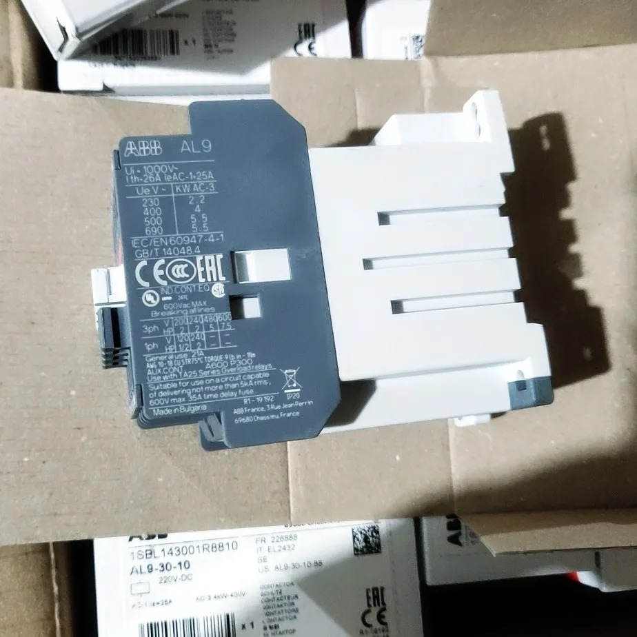 ABB AL9-30-10 220VDC