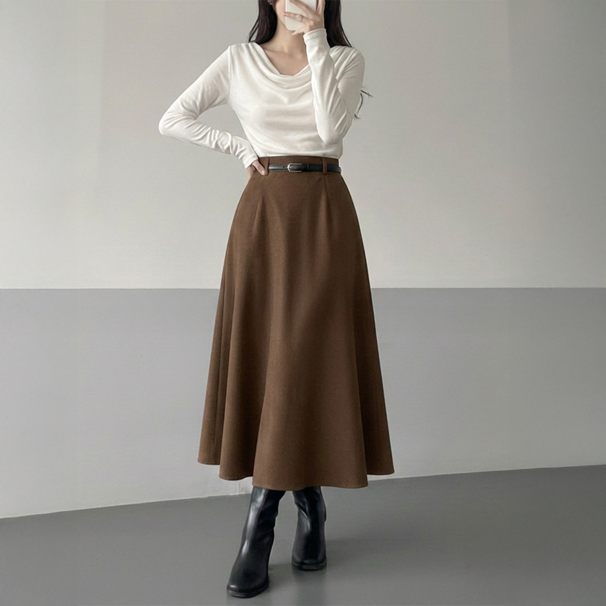 드레이프넥티 입술넥셔링 긴팔티셔츠 페미닌여리핏 입술넥드레이프티 카울넥티셔츠 - 상세 이미지 4