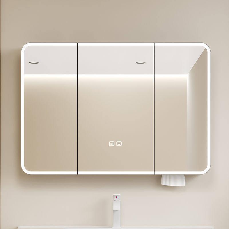 욕실수납장 화장실 수건함 스마트 LED조명 3도어 벽걸이 미러 선반장 화이트 60 x 65 - 상품 이미지