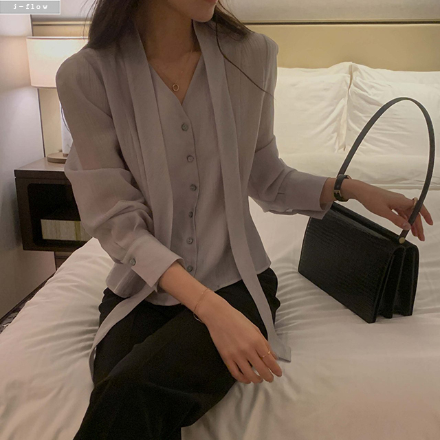 르와 타이넥 세미크롭 주름 블라우스 3col 봄 가을 쉬폰 새틴 브이넥 하객 제이플로우 - 상세 이미지 5
