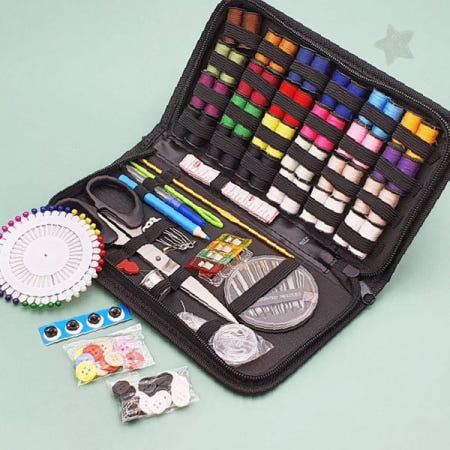 휴대용 재봉 도구 세트 가정용 바느질 용품 실 바늘 단추 지퍼 가위 수선 키트