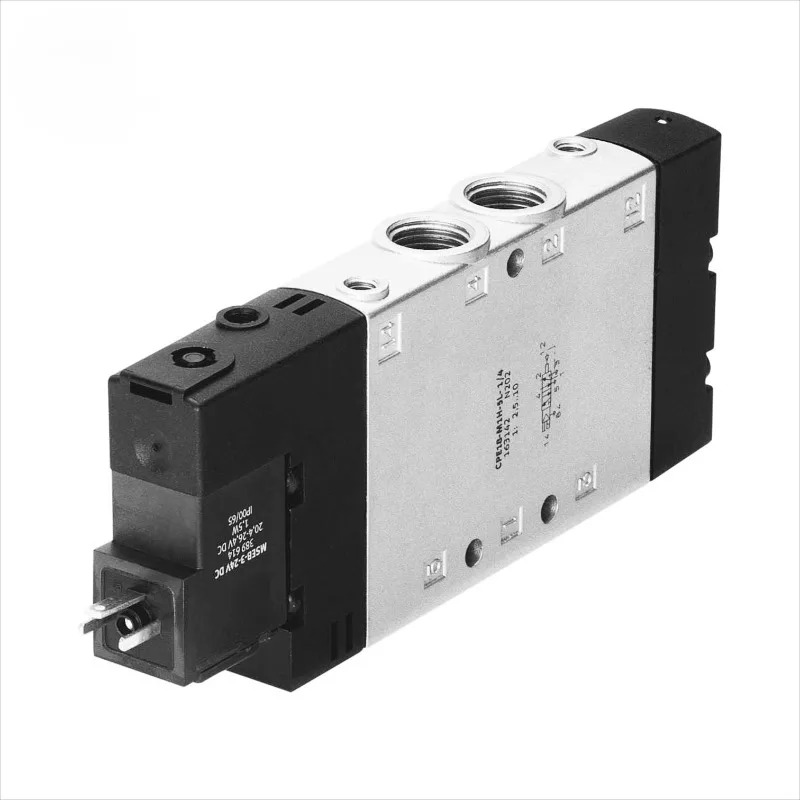 CPE18-M1H-3OL-1/4 전자기 밸브 PLC 모듈 신품