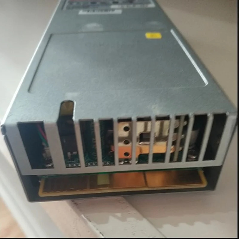 그레이트 월 오리지널 리퍼 전원공급장치 NF8480M4 800W GW-CDM800B
