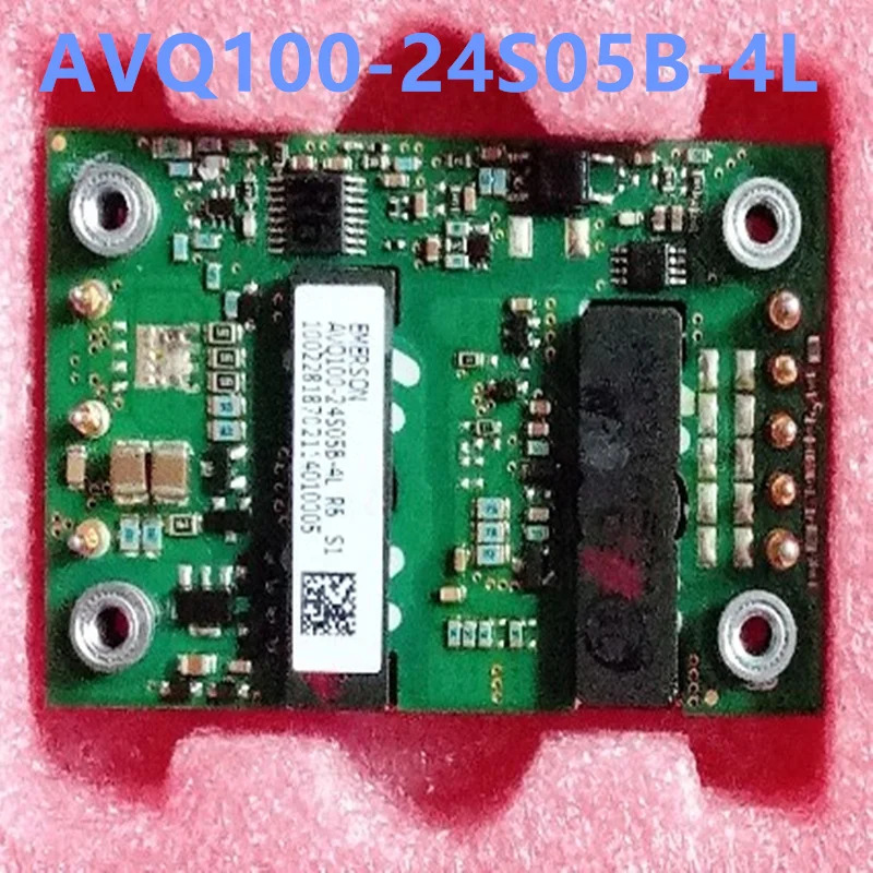 Q400B-48S12B-6L Q100-24S05B-4L O75-48S05-4 O50B-48S12-6Y O75-48S05-6 O100-48S3V3-4L 오리지널 전원 모듈 신