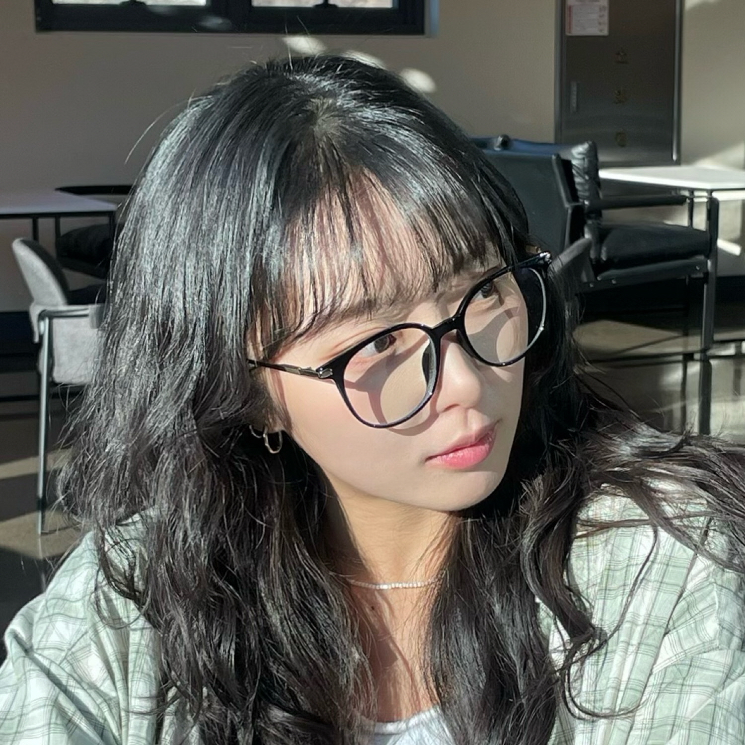 투명뿔테 안경 원형 오버사이즈 콤비 가벼운 여름 블루라이트차단 안경테 프레임픽 41050 상품 이미지