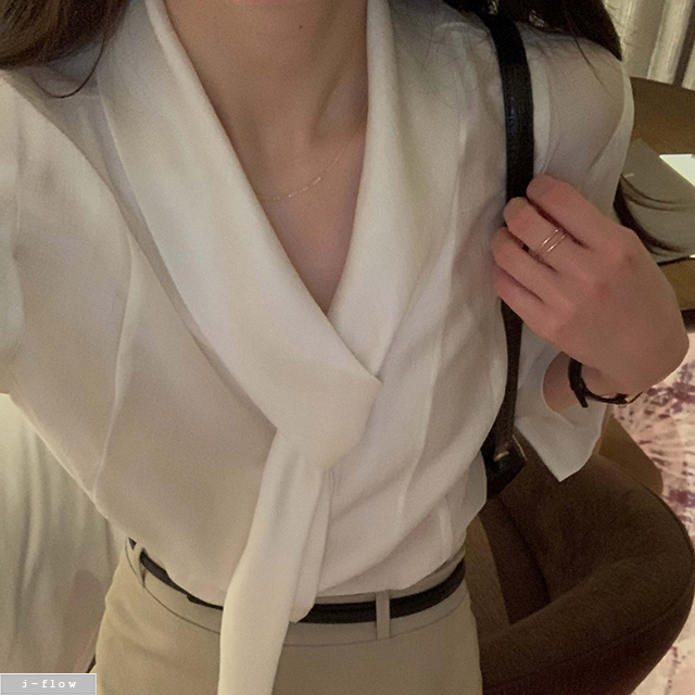 헤니 루즈핏 텐셀 타이 블라우스 3col 봄 가을 매듭 쉬폰 새틴 라인 하객 제이플로우 - 상세 이미지 3