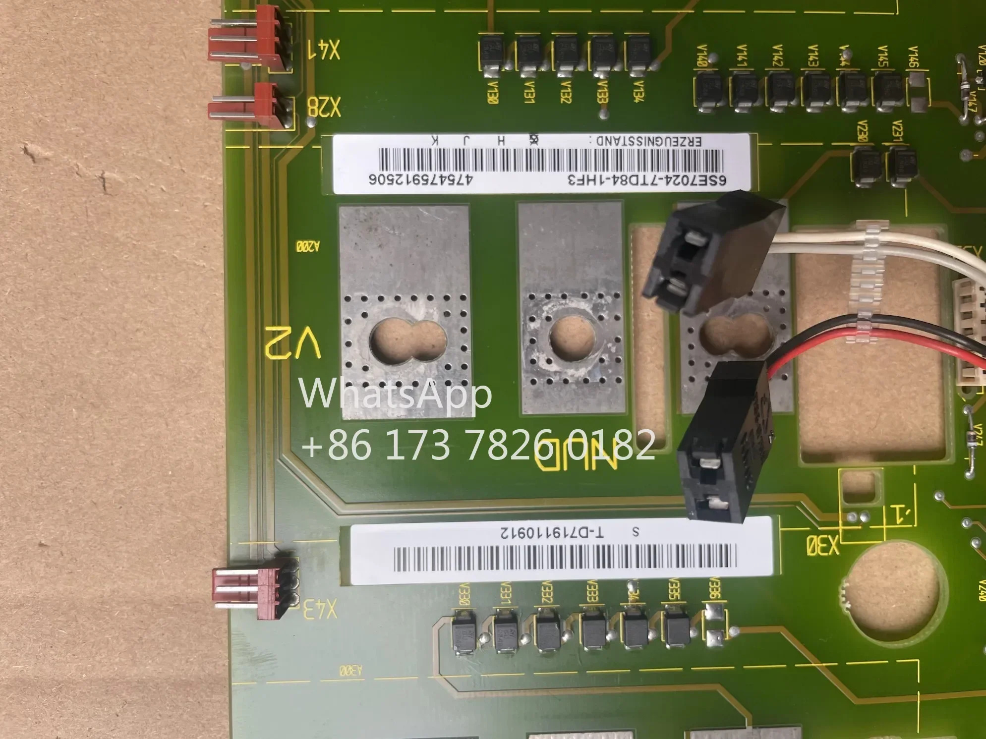 6SE7024-7TD84-1HF3 SIMOVERT MASTERDRIVES 전원 컨트롤러 모드. PEU F. 유닛 47A 6SE7024 7TD84 1HF3