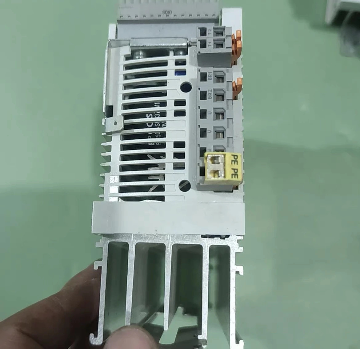 E82EV7512C상태로 리퍼 완료 E82EV7512C