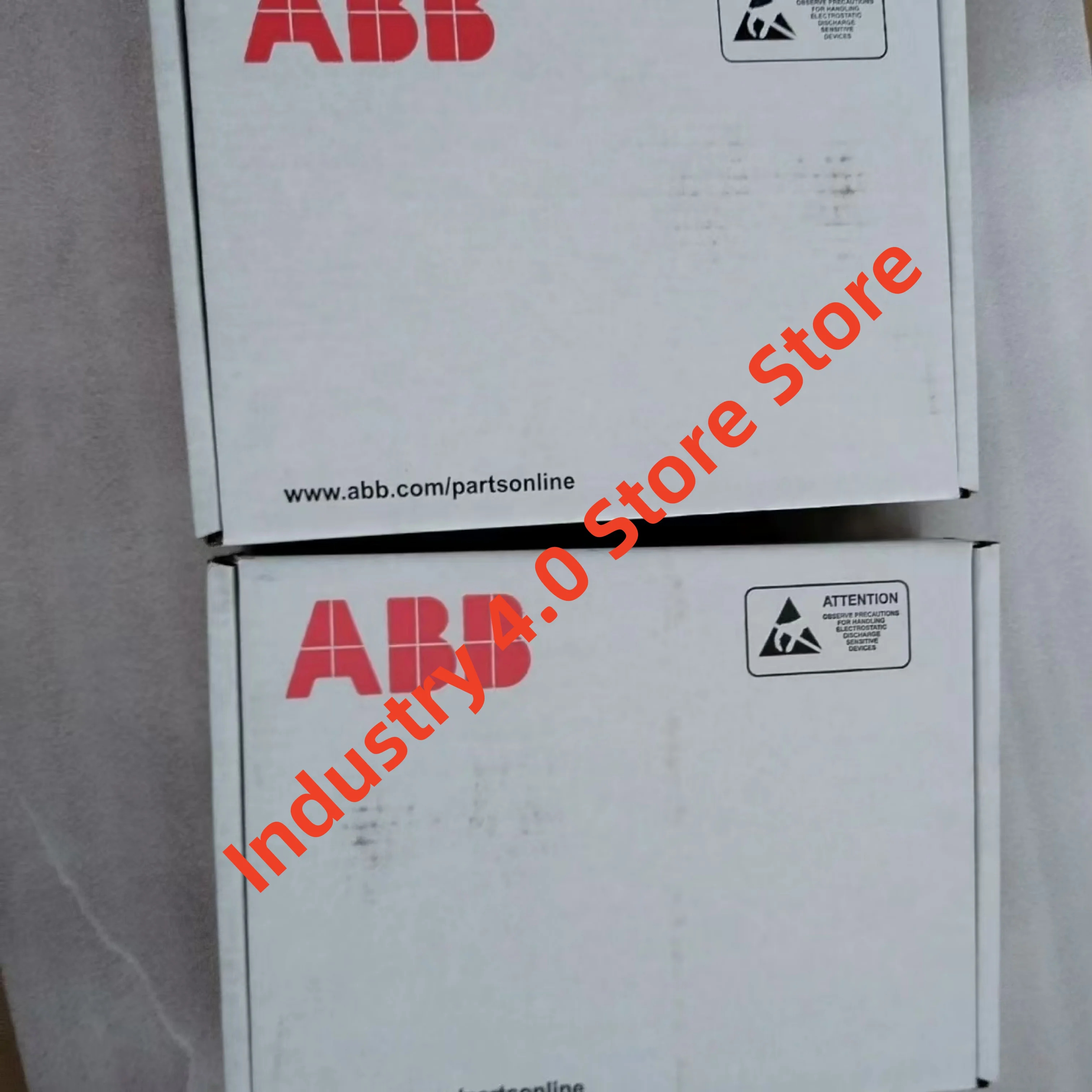 3AUA 0000036521  RDCU-12C 3BSE 008510 R1 DO810 008522 AO810 원본