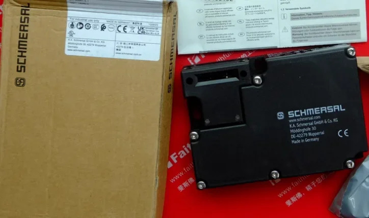 슈머살 AZM 161SK-12/12RKA-024 101166285  안전 게이트 스위치
