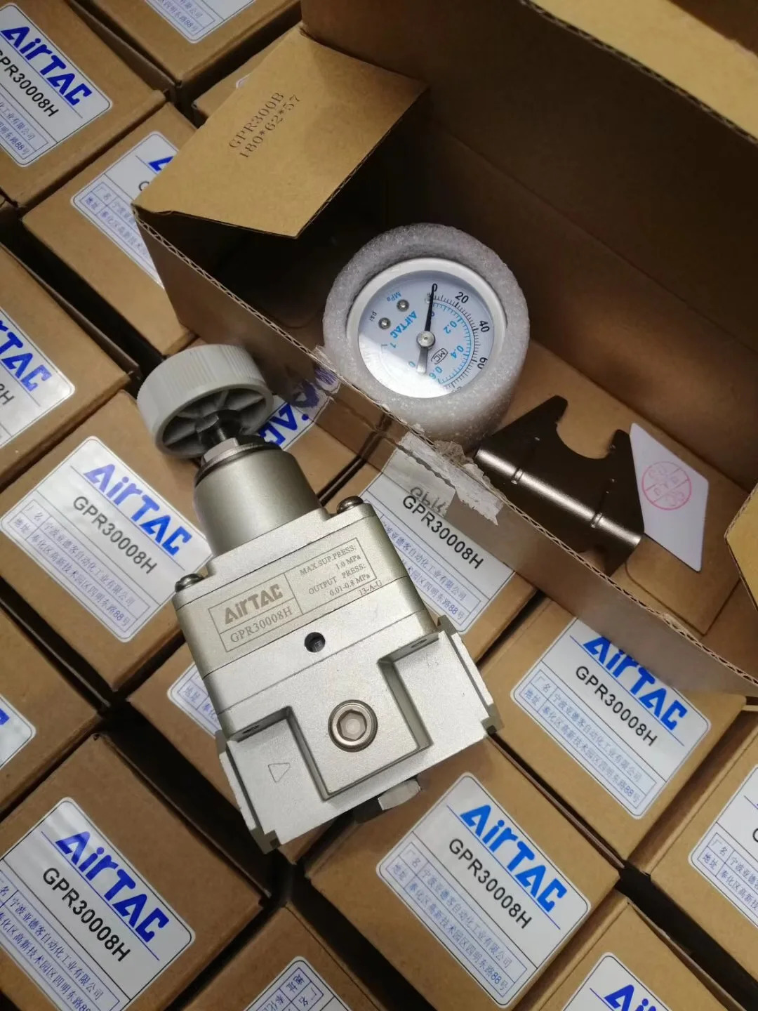 AIRTAC 정밀 감압밸브 압력 조절 밸브 GPR40015/GPR20006/GPR30008H-M-L GPR